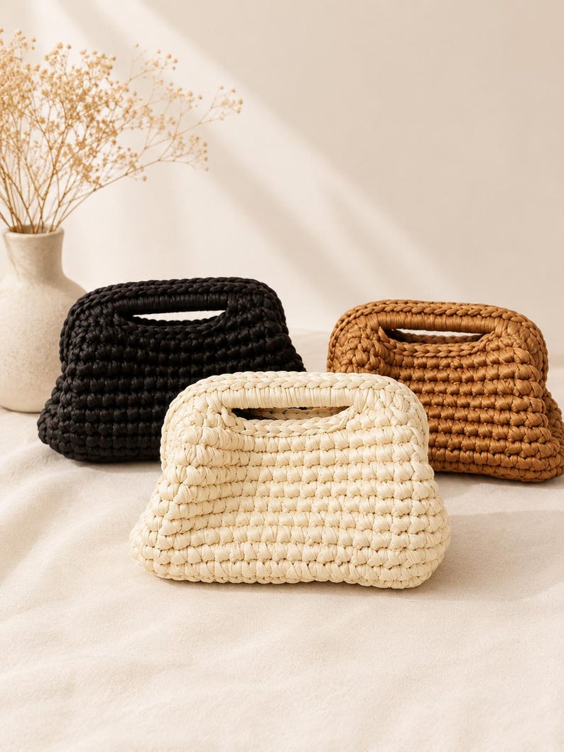Pochette all'uncinetto, borsetta in stile rafia intrecciata, borsetta boho per vacanze al mare, regalo per lei immagine 2