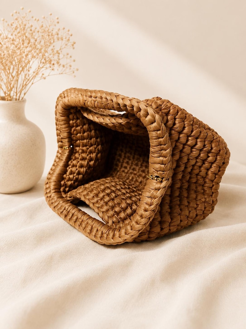 Pochette all'uncinetto, borsetta in stile rafia intrecciata, borsetta boho per vacanze al mare, regalo per lei immagine 5