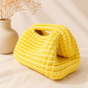 Pochette all'uncinetto, borsetta in stile rafia intrecciata, borsetta boho per vacanze al mare, regalo per lei Yellow