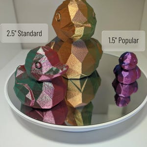 Geometric 3D Printed Duck–Low Poly Duck Jeep Ducking Gift, Cruise Duck for Hiding & Trading, Collectible Duck, Modern Desk Decor (3 Sizes)