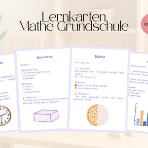 Peut inclure: Un ensemble de 70 cartes éducatives intitulées Lernkarten Mathe Grundschule. Les cartes ont des bordures violettes et du texte en allemand sur le temps, la géométrie, les fractions et les données, illustrées par une horloge, un cube, une pizza et un graphique.