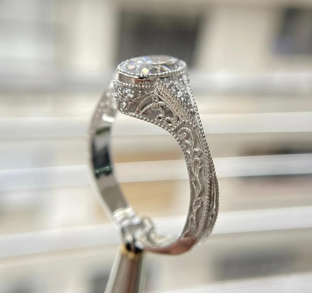 Hand Engraved Oval Engagement Ring - Etsy
