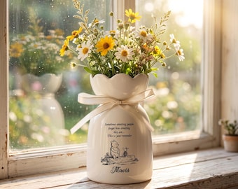 Gentle Bear Personalized Ceramic Flower Vase, Custom Honey Bear Flower Shaped Vases, Bear Friend Bear Home Vase, Gift for Flower Lovers