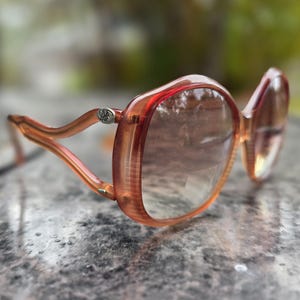 Diane Von Furstenberg Sunglasses - Etsy display picture 2