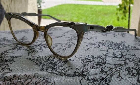 Vintage Cat's Eye Glasses - image 3