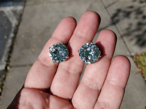 Kenneth J Lane Solitaire Earrings - image 4