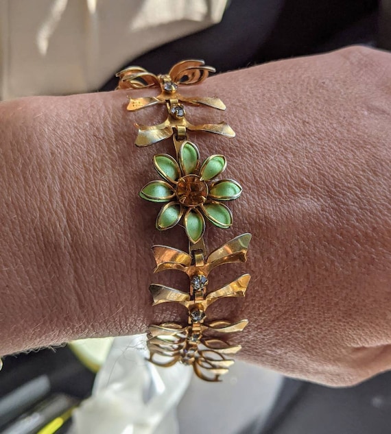 Flower Brooch - image 3