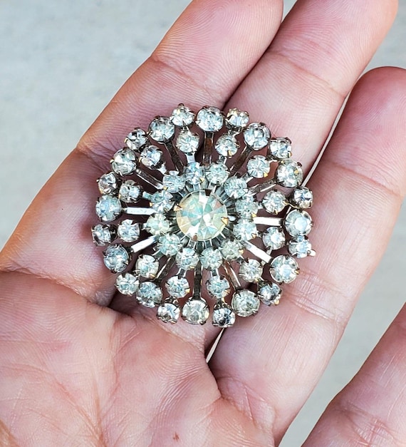 Silver Snowflake Brooch