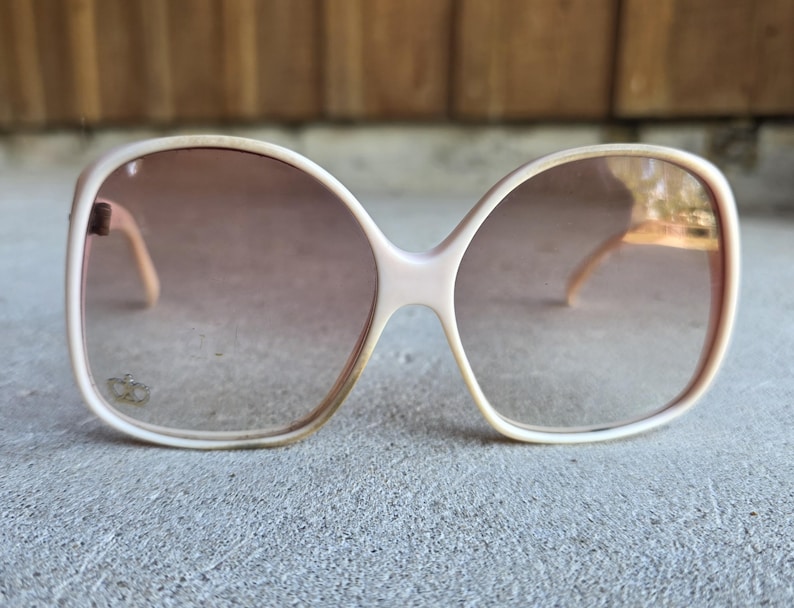 Large Vintage Sunglasses image 4