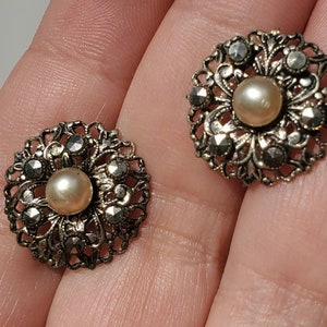 Pearl Clip On Earrings