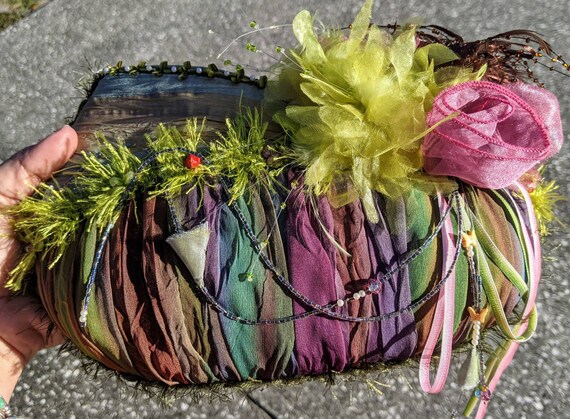 Mary Frances Clutch