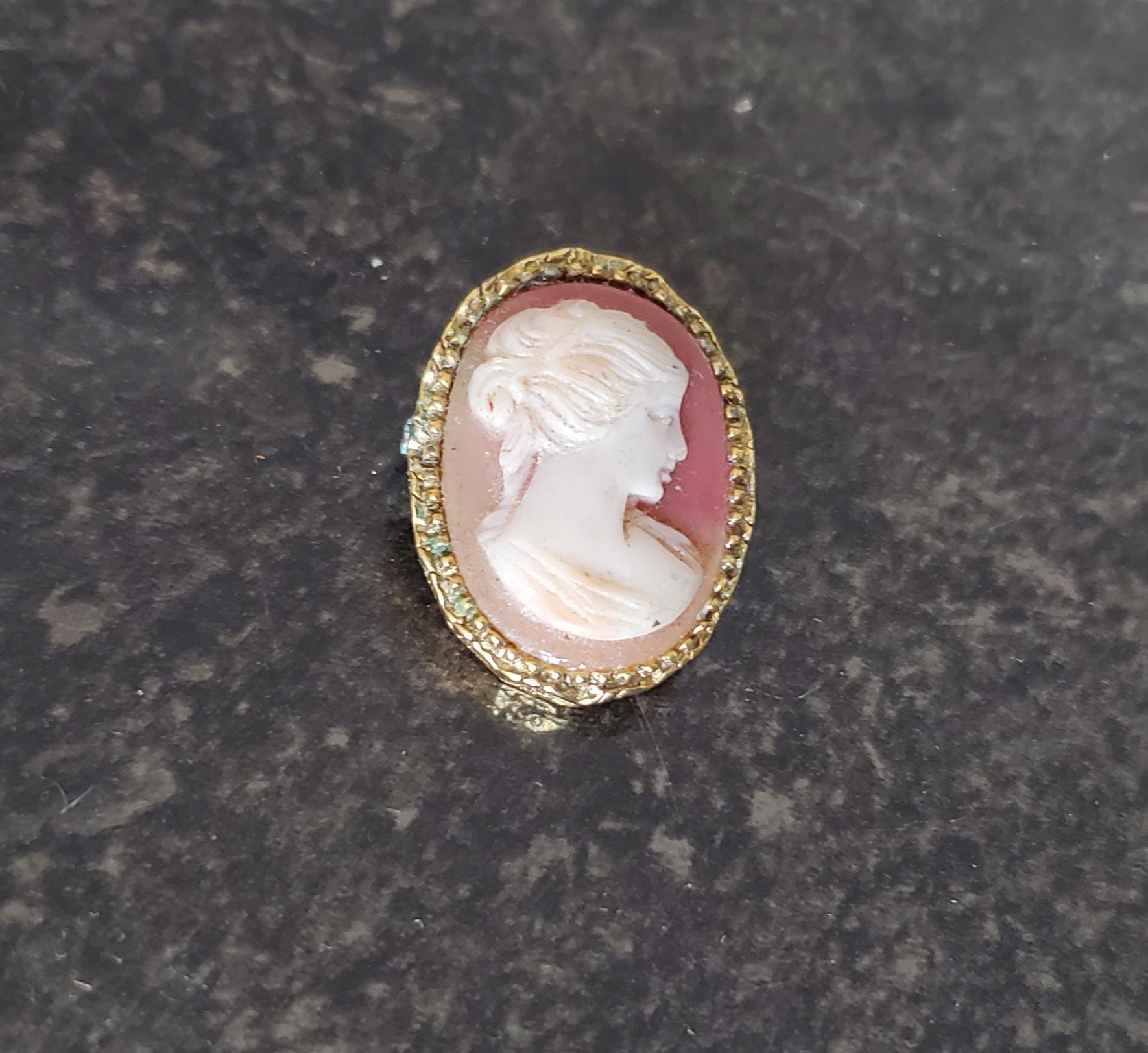 アンティークカメオブローチ - Etsy 日本