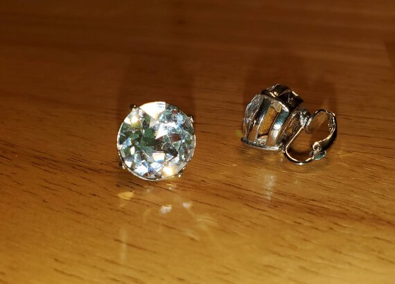 Kenneth J Lane Solitaire Earrings - image 3