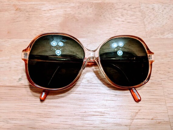 Vintage American Optical Sunglasses - Gem