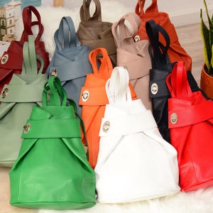 Ryggsäck Tasche Damen Leder 2 in 1 Handtasche Rucksacktasche Echtleder Italiensk Cityryggsäck Schultertasche Klein Elegant Tagesryggsäck