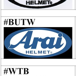Puede incluir: Tres parches bordados de forma ovalada con el logotipo de Arai Helmet. El primero es texto negro sobre blanco, el segundo es texto azul sobre blanco con borde azul, y el tercero es texto blanco sobre fondo negro con borde blanco.