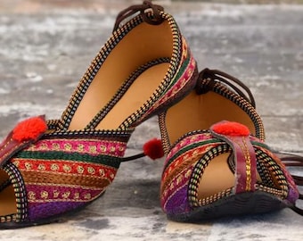 Indian Khussa Bridal juti Handcrafted Multi Color Punjabi Jutti – Traditional Embroidered Footwear Wedding Shoes Ethnic Sandal Slip On Shoes