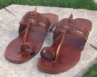 Handcrafted Leather Kolhapuri Juttis - Indian Slip-On Flats Indian Women Kolhapuri Sandal Punjabi Jutti Ethnic Mojari Shoes Flat Slipper