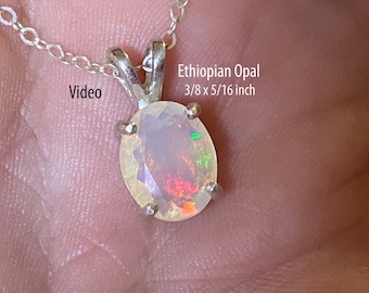 Ethiopian Fire Opal Necklace/ Sterling Silver/ 1.33 Ct 9.77 x 7.79 mm or 3/8 x 5/16 inch Ethiopian Opal/ Clear Facet Pink & Green Play