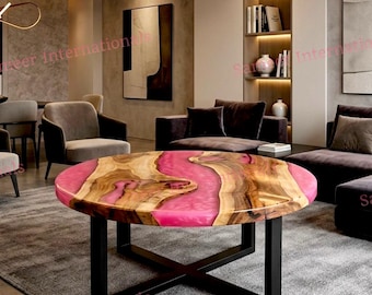 Tavolino rotondo in resina epossidica rosa, in legno di acacia, realizzato a mano su misura.