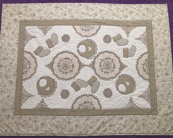 Heirloom Doily Cot Quilt, "Something Old, Something New" Pattern