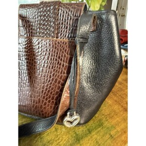 Vtg BRIGHTON - Black Brown Croc Embossed Leather Etched Silver Rod Bucket Bag EC image 10