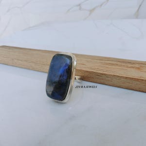 Anello rettangolare con labradorite in argento sterling 925, anello unico fatto a mano, regalo di Natale per lei. immagine 10