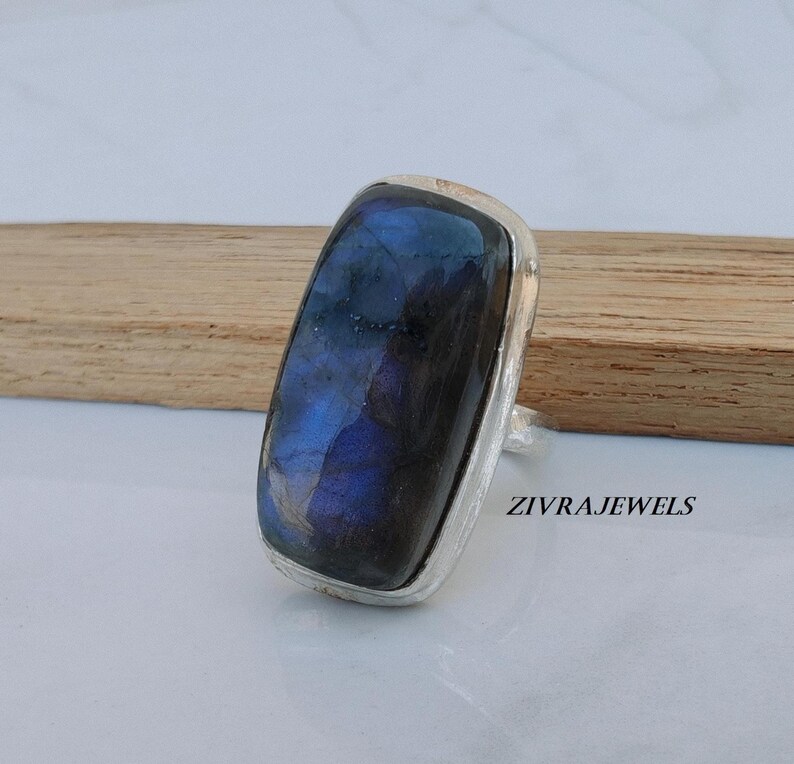 Anello rettangolare con labradorite in argento sterling 925, anello unico fatto a mano, regalo di Natale per lei. immagine 1