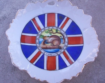 Canada Souvenir Plate  /  Canada Plate with Beaver  /  Mid Century Hand Decorated Canada Plate   /   Canada Souvenir  /  Gift for Canadian