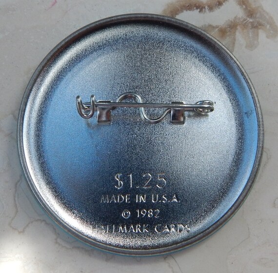 Easter Button  /  Hallmark Cards 1982 Easter Butt… - image 2