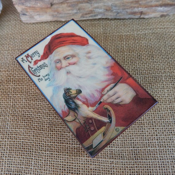 Old World Santa Claus Music Box  ~  Laquered Wood  ~  Footed  ~  Plays "Santa Claus is Coming to Town"  ~  1985 Enesco Christmas Music Box