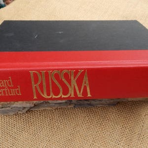 Russka / Fiction / Edward Rutherfurd / Copyright 1991 image 2