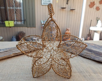 Rustic Gold Tone Wire Poinsettia Shaped Basket  /  Rustic Wire Poinsettia Shaped Basket  /  Gold Flower Basket  /  Floral Christmas Decor