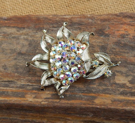 Large Coro Rhinestone Flower Brooch  /  Vintage R… - image 5