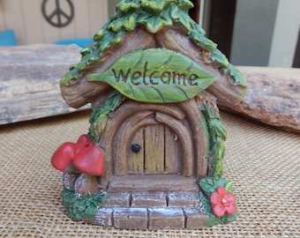 3 3/4"  x  3 1/4"  Fairy Garden Door  /  Composite Fairy Garden Door  /  Fairy Garden Door with Leaf Roof ~ Mushrooms ~ Flower  /  Woodland