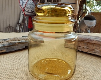 Light Amber Jar   /   Domed Lid Amber Jar   /   Vintage Amber Storage Jar   /   Amber Domed Top Storage Jar  /  Domed Top Apothecary Jar