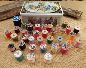 35 Vintage Wooden Spools of Thread & Vintage Tin   /  Vintage Spools and Vintage Tin   /  35 Wood Spools   /  Vintage Tin  /   Wood Spools