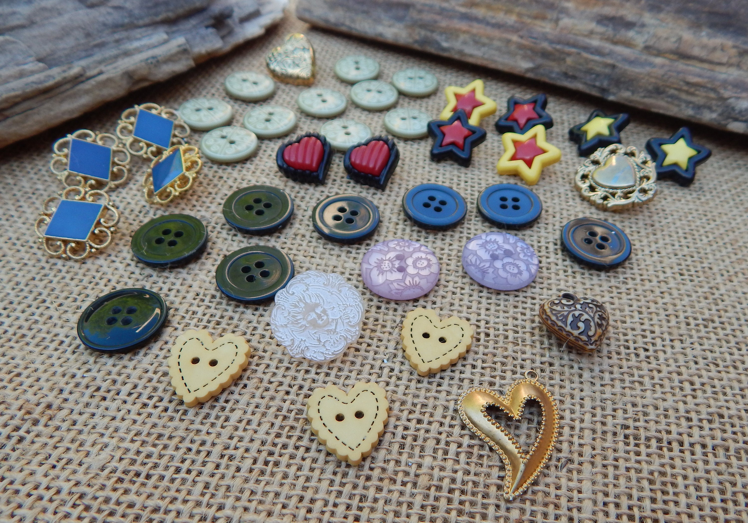 Lot of 38 Plastic Buttons / 38 Shaped Plastic Buttons / 2 Plastic Heart ...