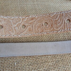 Western Style Belt with Silver Metal Floral Buckle ~ Man Made Material ~ New Old Stock Western Style Belt ~ Waist (Hole) Sizes 22" ~ 33" image 6