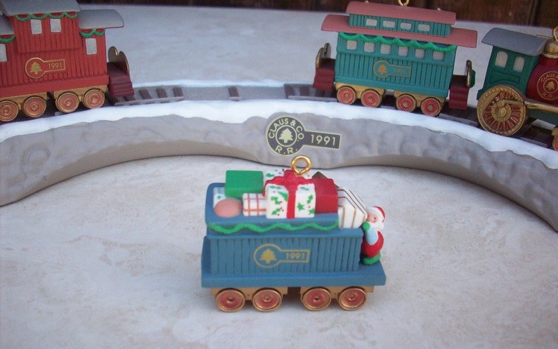 train ornament set