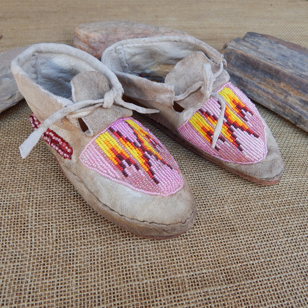 Vintage Beaded Display Moccasins Hand Made Hand Beaded Deer Skin Worn