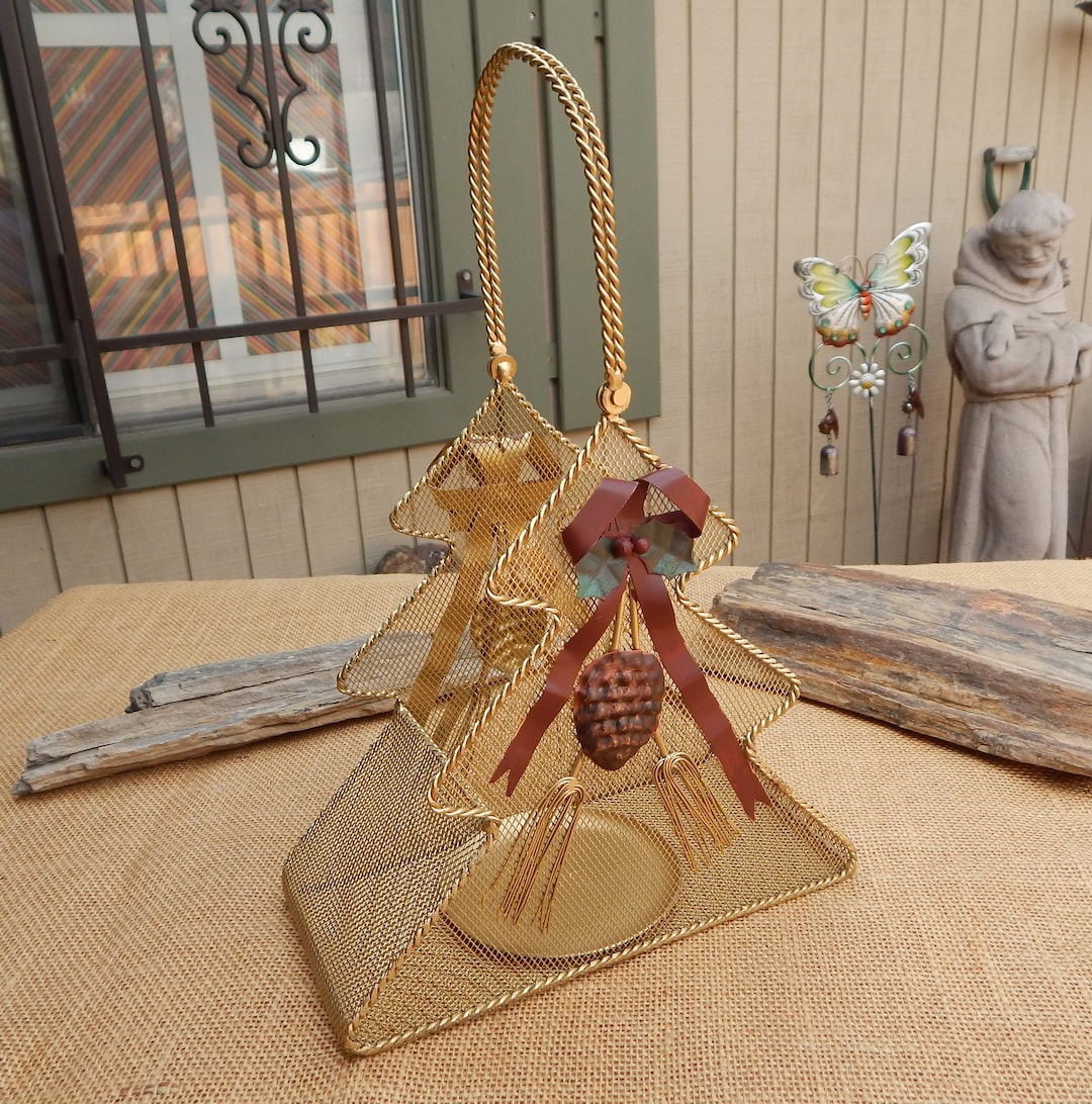 Large Wire Mesh Woodland Christmas Tree Pillar Candle Holder / Handled