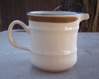 Craft Stone Creamer  /  J5001  Japan  /  Vintage Stoneware Creamer  /  Craft Stone Creamer Pitcher  /  Simple Classic Stoneware Creamer