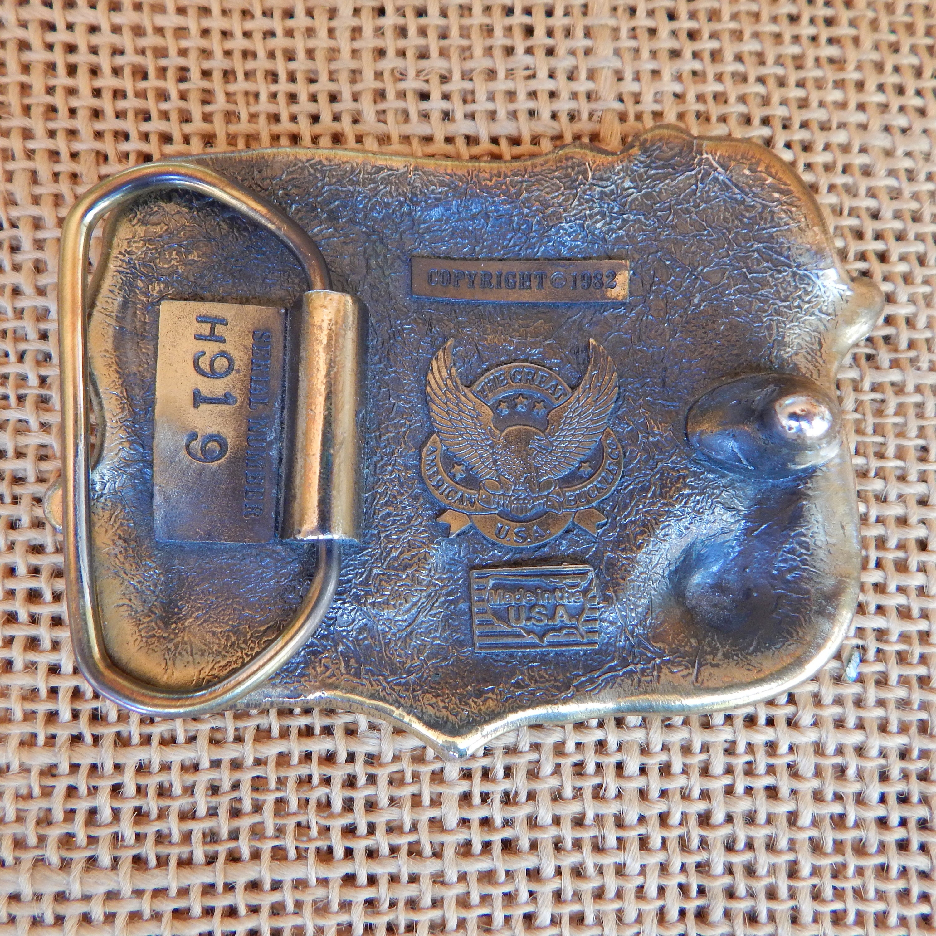 1982 Enameled Country Music Buckle ~ Serial Number H919 1982 Enameled Country Music Buckle ~ Serial Number H919