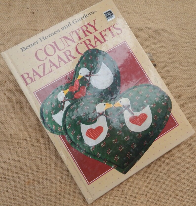 Country Bazaar Crafts / Better Homes and Gardens Country Bazaar Crafts / 1986 / Country Bazaar Crafts Book image 1