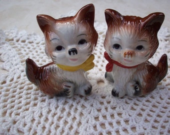 Kitten Salt and Pepper Shakers  /  Ceramic Kitten Salt and Pepper Shakers  /  Brown Cat Salt and Pepper Shakers  /  Vintage Kitten Shakers