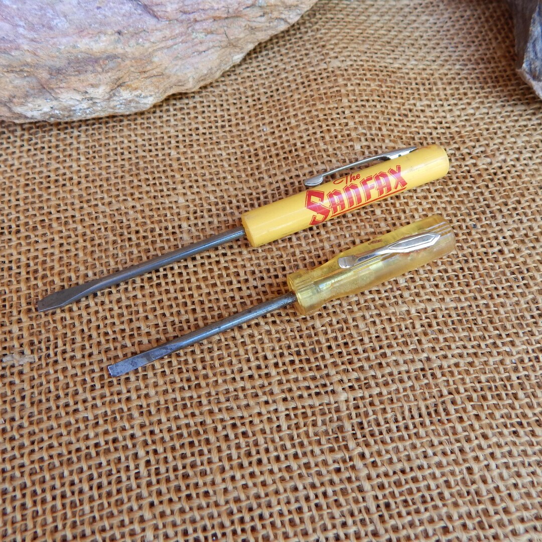Screwdriver Lettering 2 Pocket Screwdrivers ~ Advertising Memorabilia ~ 3 3/4