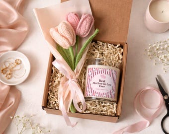 Caja de regalo para suegra, tulipanes de ganchillo, vela aromática, paquete de cuidado para la relajación.