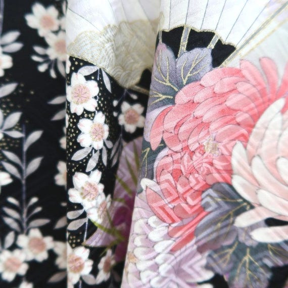 Furisode Pearl White Black Folding Fan Chrysanthemum Cherry
