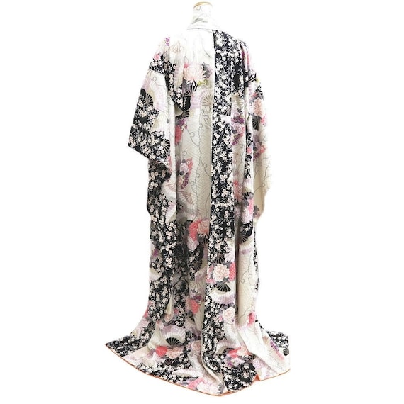 Furisode Pearl White Black Folding Fan Chrysanthemum Cherry